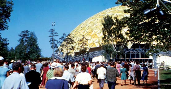 Visitors stream into the 1959 American National Exhibition. Moscow, USSR